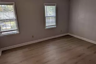 4846 Pinedale Blvd, Lumberton, NC 28358 - Photo 10