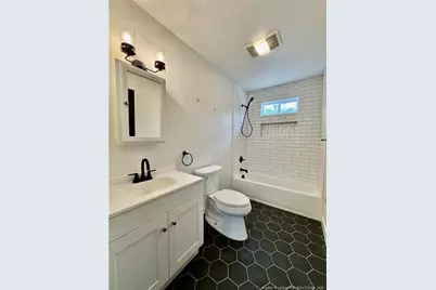 313 N Moore Street, Sanford, NC 27330 - Photo 10