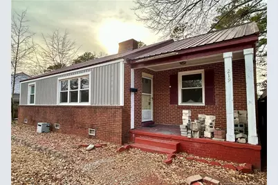 219 N Wright Street, Raeford, NC 28376 - Photo 2