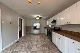 5300 Foxfire Rd, Fayetteville, NC 28314 - Photo 14