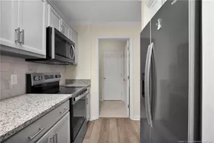 401 Meadowland Ct, Hope Mills, NC 28348 - Photo 8