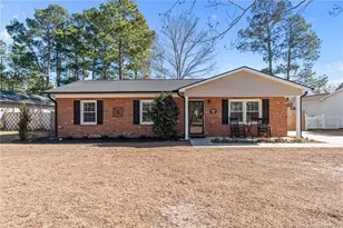 3705 Persimmon Rd, Hope Mills, NC 28348 - Photo 1