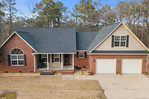 121 Zane Dr, Raeford, NC 28376 - Photo 2