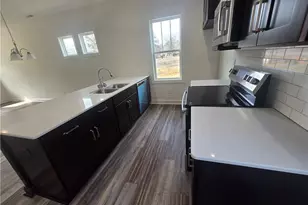 130 Jenkins St, Dunn, NC 28334 - Photo 8