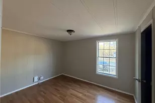 618 Dashland Dr, Fayetteville, NC 28303 - Photo 6