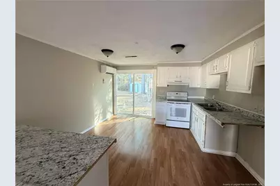 618 Dashland Drive, Fayetteville, NC 28303 - Photo 4