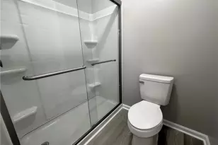 2585 Gotts Ln, Fayetteville, NC 28306 - Photo 10