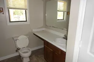 593 Countrytown Dr, Hope Mills, NC 28348 - Photo 8