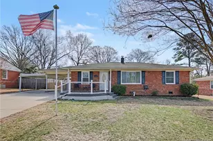 5219 Redwood Dr, Fayetteville, NC 28304 - Photo 2