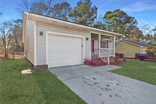 9380 Castle Falls Cir, Fayetteville, NC 28314 - Photo 4