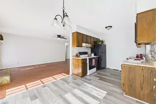 9380 Castle Falls Cir, Fayetteville, NC 28314 - Photo 8