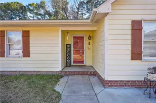 4303 Bridge St, Hope Mills, NC 28348 - Photo 6