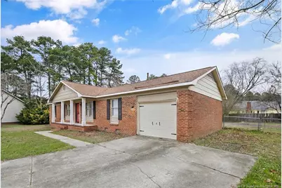 5904 Lake Terrace Court, Fayetteville, NC 28304 - Photo 2