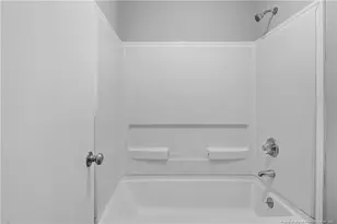 5904 Lake Terrace Ct, Fayetteville, NC 28304 - Photo 36