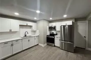 807 Branson St, Fayetteville, NC 28305 - Photo 10