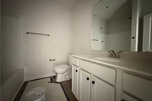 4044 Lofton St, Wade, NC 28395 - Photo 12