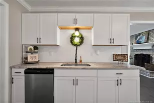 411 Timberline Dr, Fayetteville, NC 28311 - Photo 12