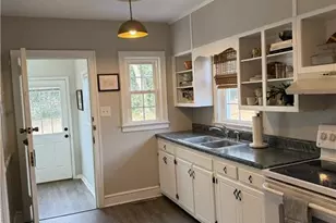 211 N Dickson St, Raeford, NC 28376 - Photo 8