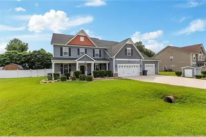 609 Thornbrooke Drive, Hope Mills, NC 28348 - Photo 2