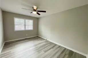 7566 Carrollburg Dr, Fayetteville, NC 28303 - Photo 12