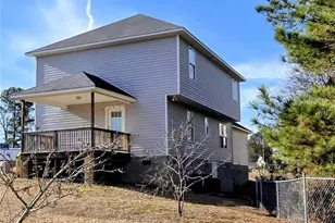 2604 Daniel Boone Ln, Hope Mills, NC 28348 - Photo 2