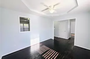 2604 Daniel Boone Ln, Hope Mills, NC 28348 - Photo 4