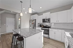 218 Woodsrun St, Raeford, NC 28376 - Photo 16