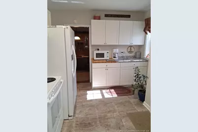 201 W 17th Street W, Lumberton, NC 28358 - Photo 22