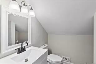 211 Hawthorne Rd, Fayetteville, NC 28301 - Photo 22