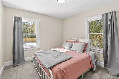 211 Hawthorne Road, Fayetteville, NC 28301 - Photo 18