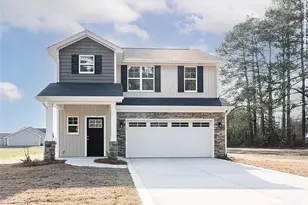 507 N Jackson St, Raeford, NC 28376 - Photo 2