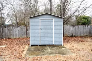 3912 Nashville Dr, Fayetteville, NC 28306 - Photo 8