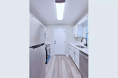 532 Crooked Creek Court, Fayetteville, NC 28301 - Photo 14