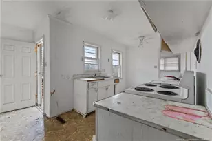 110 Quincy St, Fayetteville, NC 28301 - Photo 12