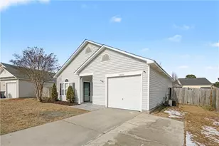 3812 Goforth Dr, Hope Mills, NC 28348 - Photo 2