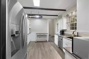 601 Westmont Dr, Fayetteville, NC 28305 - Photo 8