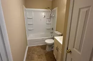 1009 Abrams St, Fayetteville, NC 28311 - Photo 8