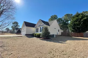 332 Juno Dr, Broadway, NC 27505 - Photo 4
