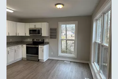 304 Rangoon Court, Fayetteville, NC 28314 - Photo 12