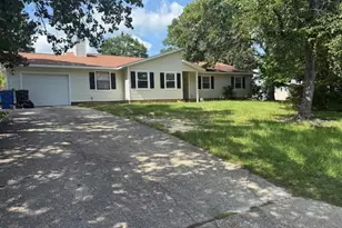 6842 Buttermere Dr, Fayetteville, NC 28314 - Photo 2