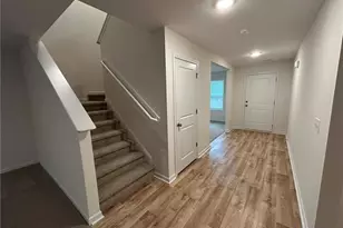 5864 Panther Dr, Hope Mills, NC 28348 - Photo 2