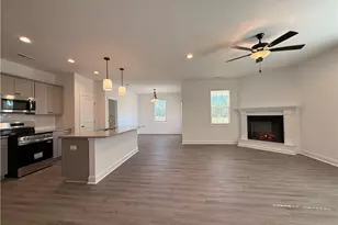 283 Crowville St, Raeford, NC 28376 - Photo 10