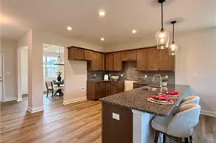253 Crowville St, Raeford, NC 28376 - Photo 4