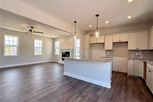 269 Crowville St, Raeford, NC 28376 - Photo 8