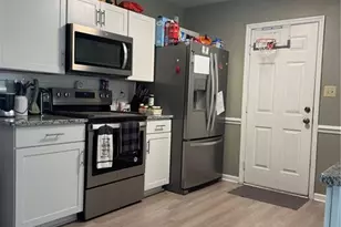 6560 Angleton Ct, Parkton, NC 28371 - Photo 8