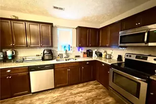 6004 Oak Spring St, Stedman, NC 28391 - Photo 6