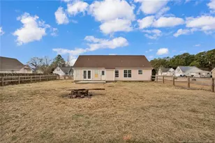 160 Moorea Dr, Raeford, NC 28376 - Photo 2