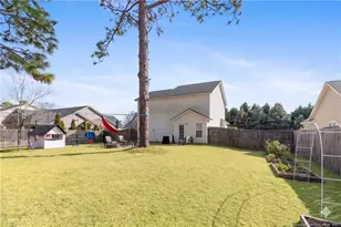 1920 Sir Michael Dr, Hope Mills, NC 28348 - Photo 2