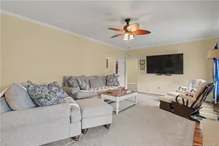 8406 Umstead Rd, Fayetteville, NC 28304 - Photo 14