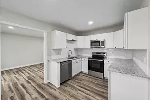 539 Nottingham Dr, Fayetteville, NC 28311 - Photo 8